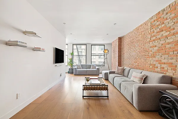 Sold by Compass | media 2