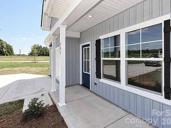 4th image of 107 Cain Rd