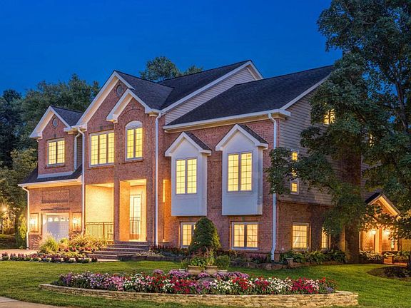 4th image of 12037 Stuart Ridge Dr