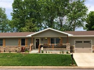 419 Michelle Dr, Washington, MO 63090