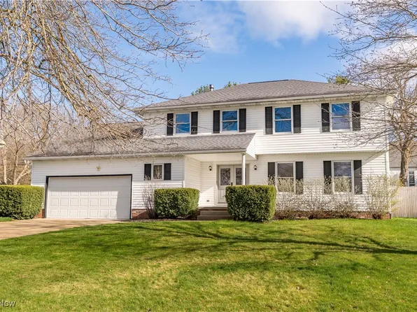 2545 Woodchuck St NE, Canton, OH 44705