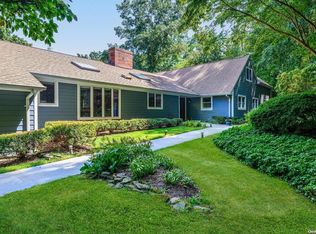 23 Yellow Cote Rd, Oyster Bay, NY 11771