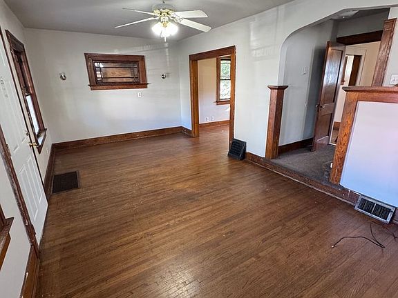 2nd image of 2719 Euclid Ave