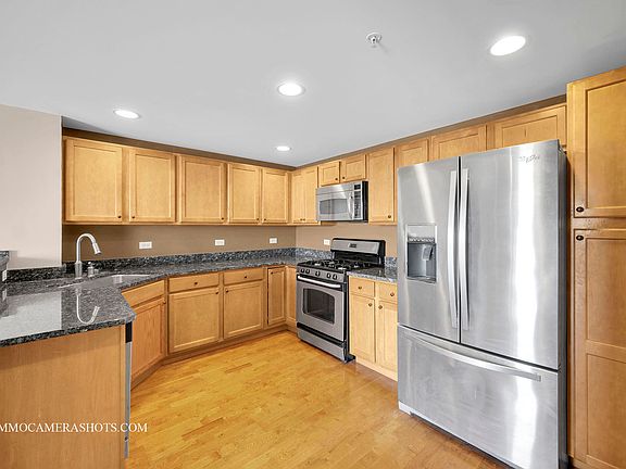 4th image of 6420 Double Eagle Dr Unit 902