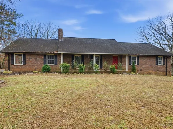 253 Newt Fowler Ln, Canton, GA 30115