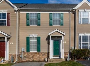 237 Bruaw Dr, York, PA 17406
