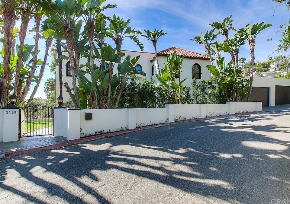 1st image of 2495 Glendower Ave
