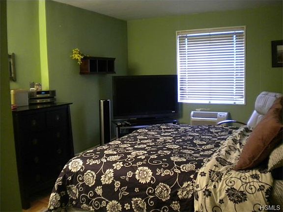 5th image of 505 Central Park Ave APT 721