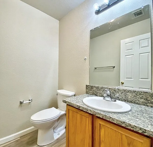 1180 E Monte Vista Ave — Photo 25