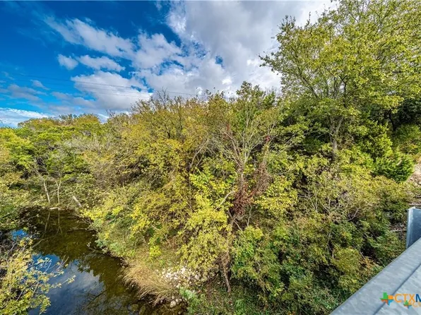 101 Creek Cliff Dr, Gatesville, TX 76528