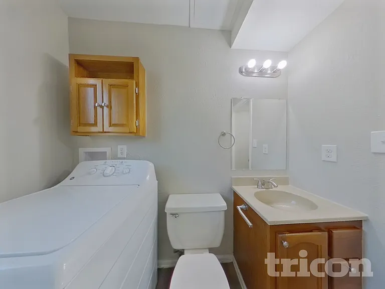 348 S 29th Ave — Photo 12