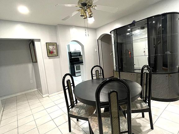 5th image of 812 Pavonia Ave Floor 1