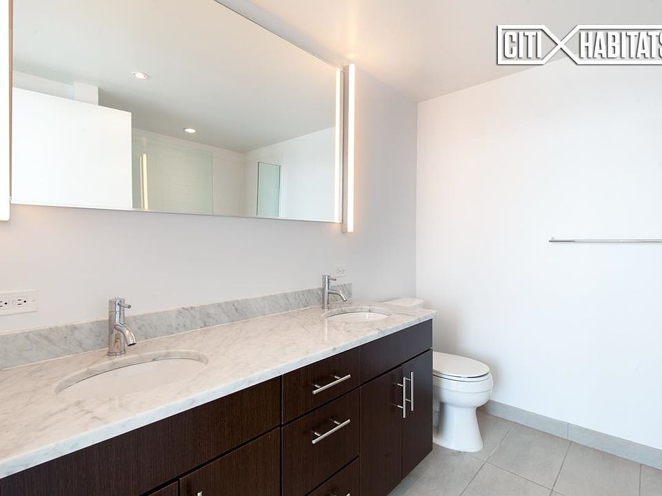 2nd image of 426 Bedford Ave #14