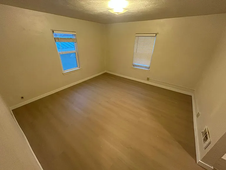 400 W 13th St #2 — Photo 7