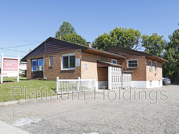 5th image of 1075 Neville Ave