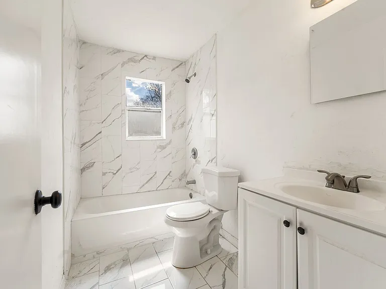 1911 SE 14th Ave — Photo 10