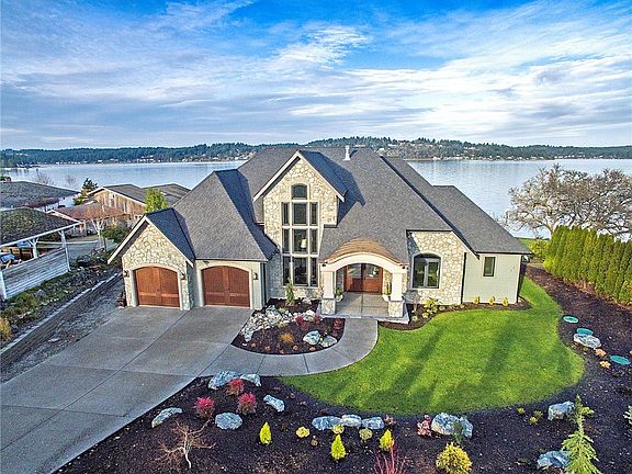 3rd image of 955 Gway Dr