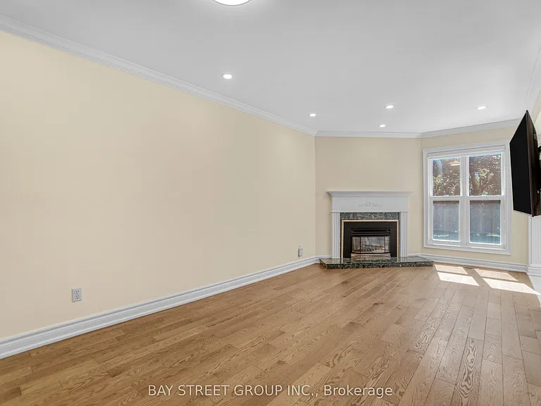 2050 Teeside Ct — Photo 17