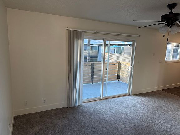 3rd image of 1090 Sunnyvale Saratoga Rd #33