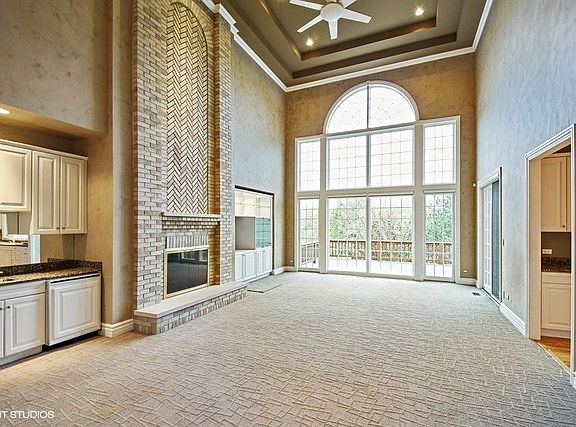5th image of 48 S Wynstone Dr