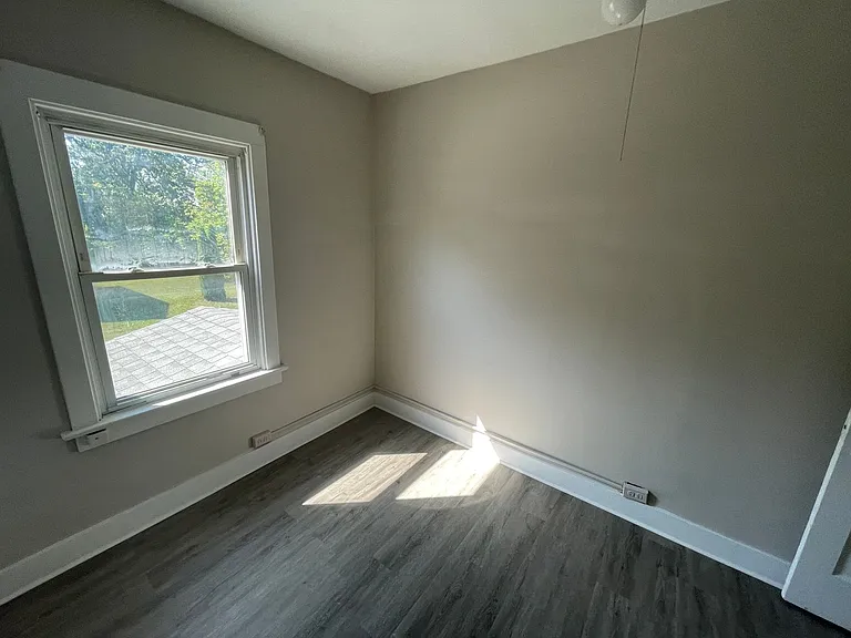 14005 Scioto Ave — Photo 16