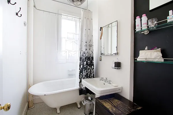Rented by Corcoran | media 4