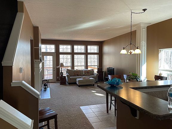 2nd image of 3117 Starlight Cir