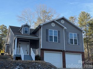 210 S River Glen Dr, Morganton, NC 28655