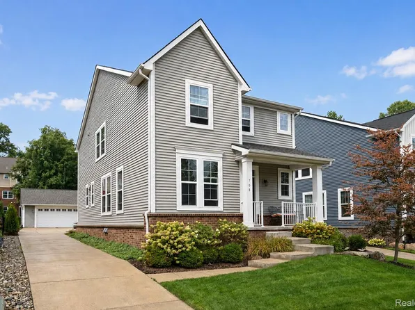 708 Hickory St, Milford, MI 48381