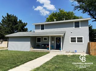 1012 Theron Pl, Garden City, KS 67846