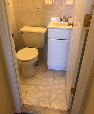 3rd image of 157 Bay 43 St