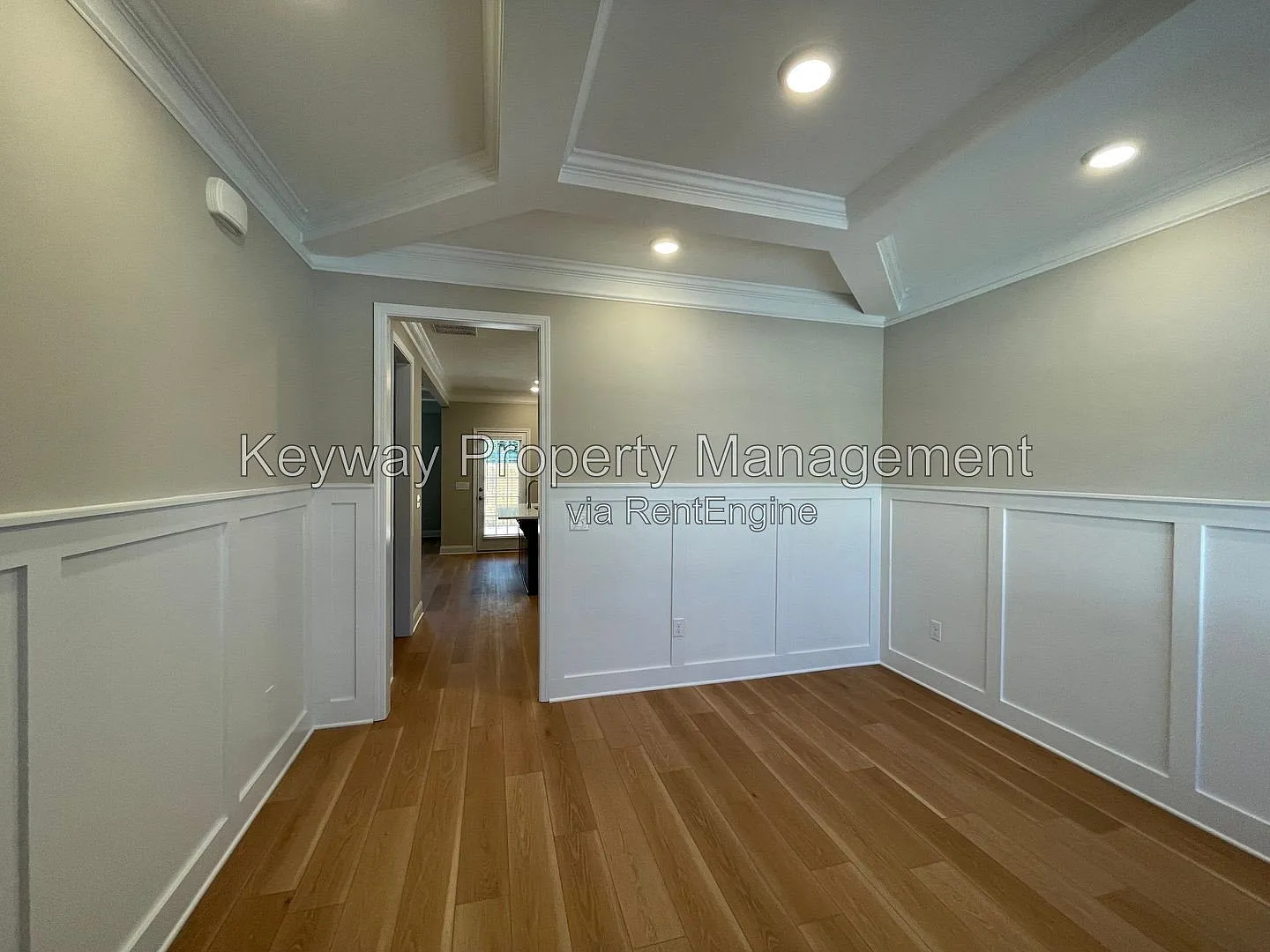 3 bed, 2.5 bath, 1635 sqft, $1,895 — Photo 4