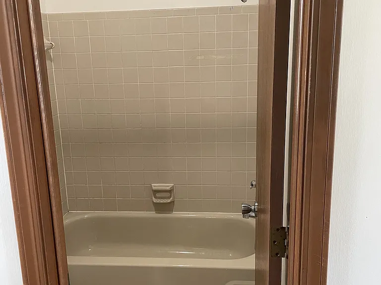 7520 Liquori Ct — Photo 33