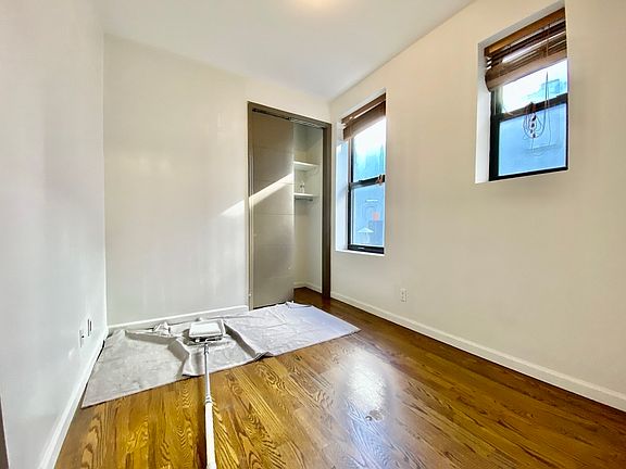 2nd image of 724 Franklin Ave #1