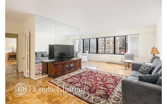 Rented by Douglas Elliman | media 24