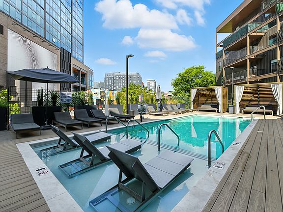 3rd image of 635 7th Ave S #503