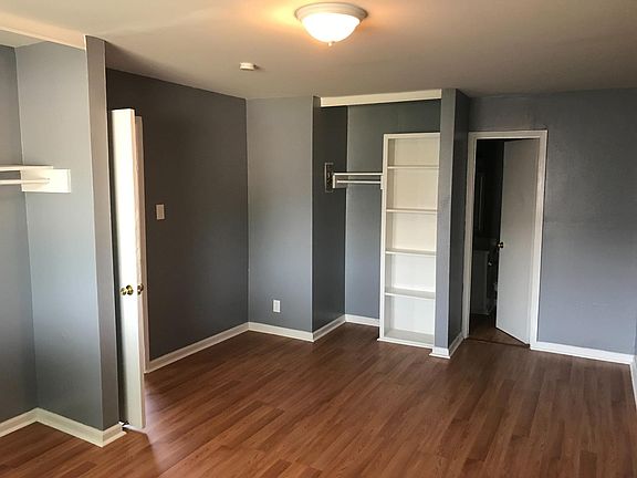 2nd image of 6511 S New Braunfels Ave #10