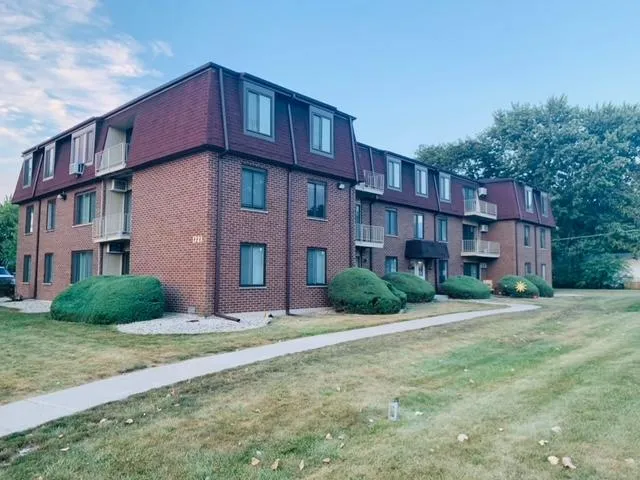 Primary Photo - Brentwood Apartments