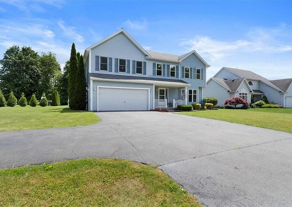 1st image of 1066 Fawn Wood Dr