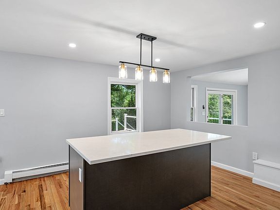 4th image of 45 Hiley Brook Rd