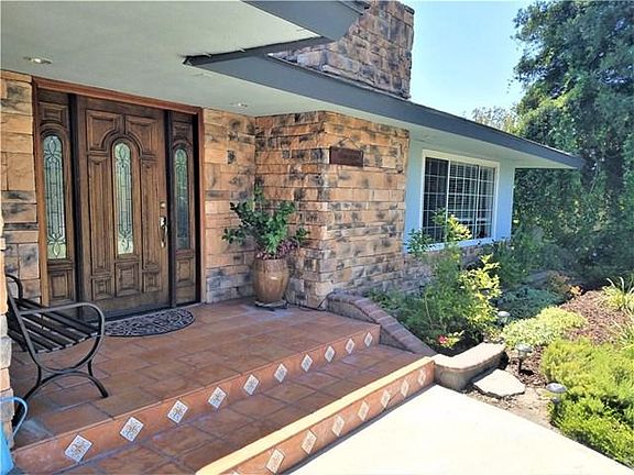 4th image of 1834 E Cajon Cir
