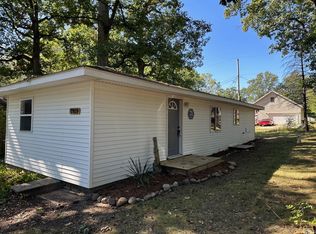 7909 N Tecumseh Rd, Walkerton, IN 46574