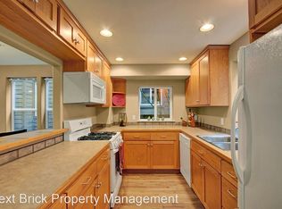 2609 S Washington St, Seattle, WA 98144