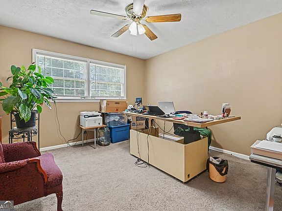 4th image of 2700 Hayden Dr