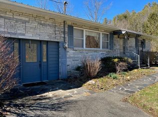 621 Stecoah Rd, Robbinsville, NC 28771