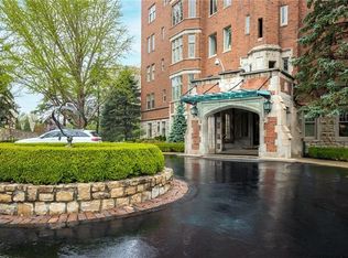 5049 Wornall Rd #7AB, Kansas City, MO 64112