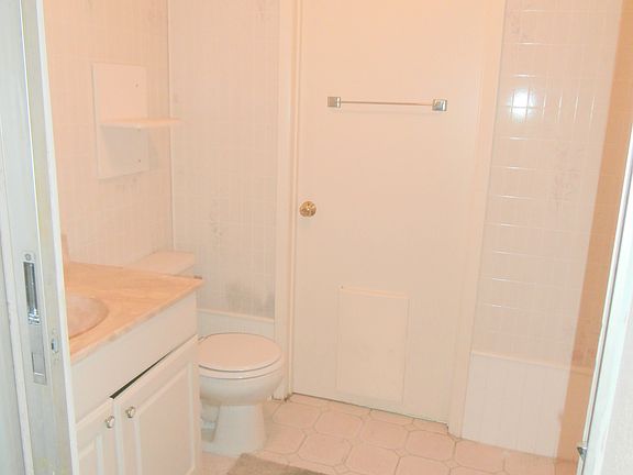 3rd image of 3313 Kimberly Oaks Dr