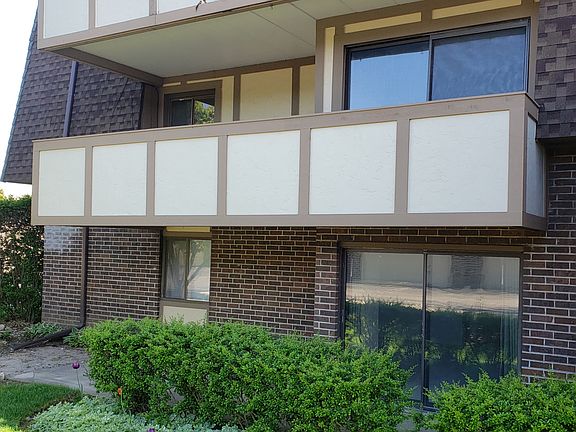 3rd image of 435 Cavalier Ct APT 207A