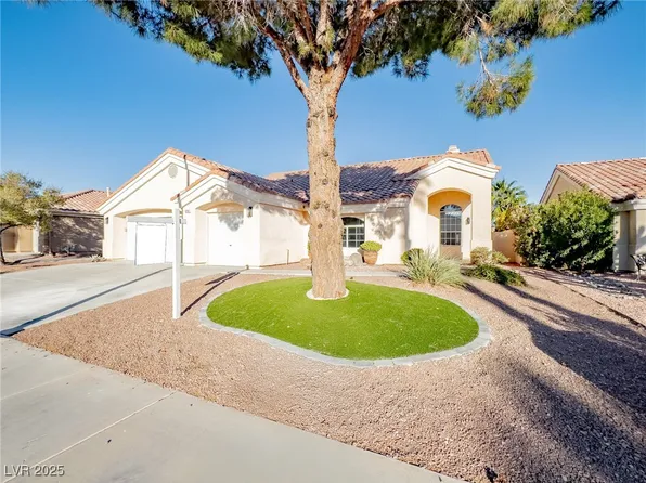 5712 Windy Gorge St, Las Vegas, NV 89149