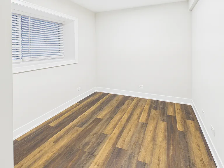 2350 S Leavitt St #1F — Photo 14